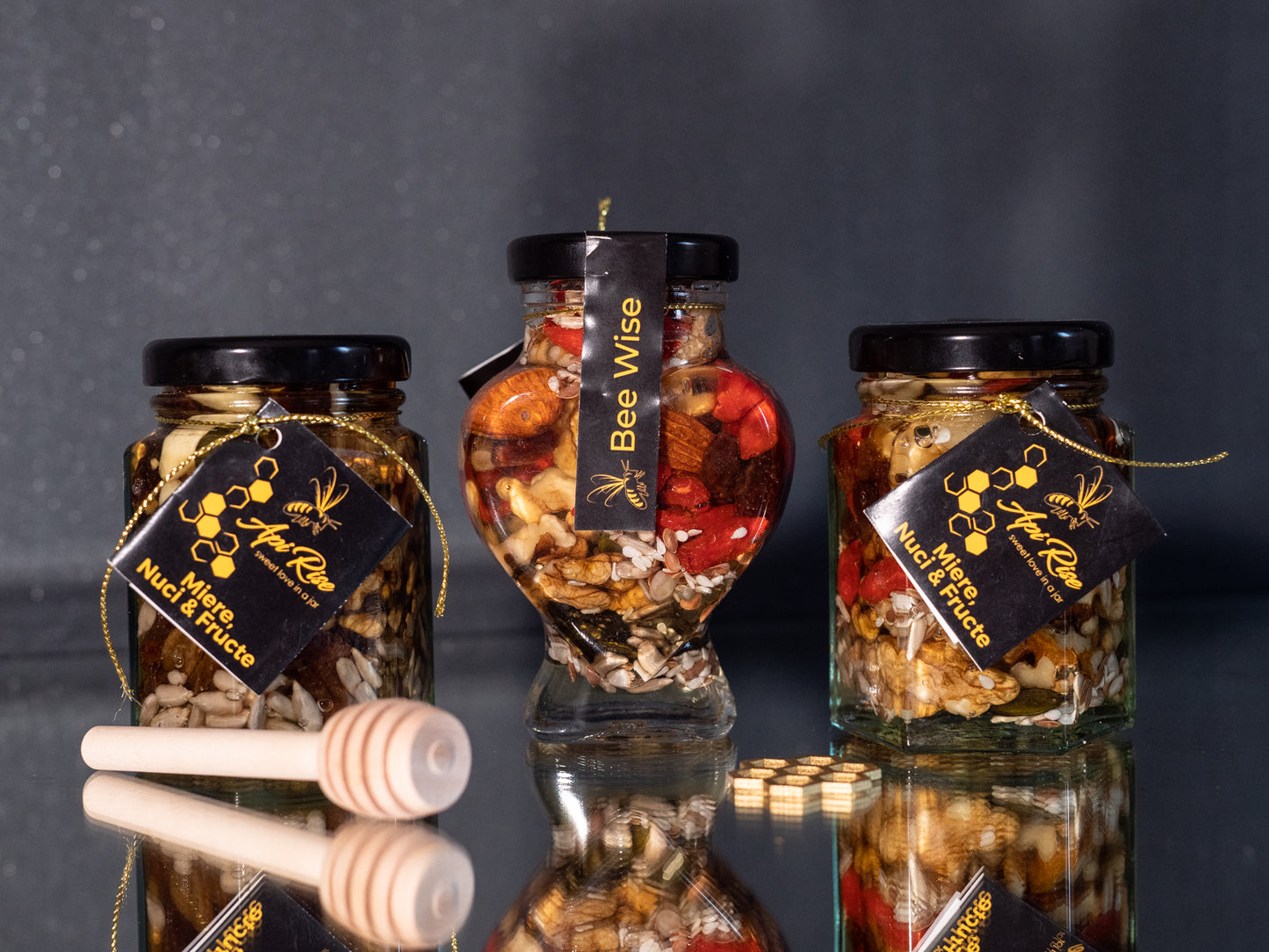 MIERE CU NUCI, SEMINTE SI FRUCTE