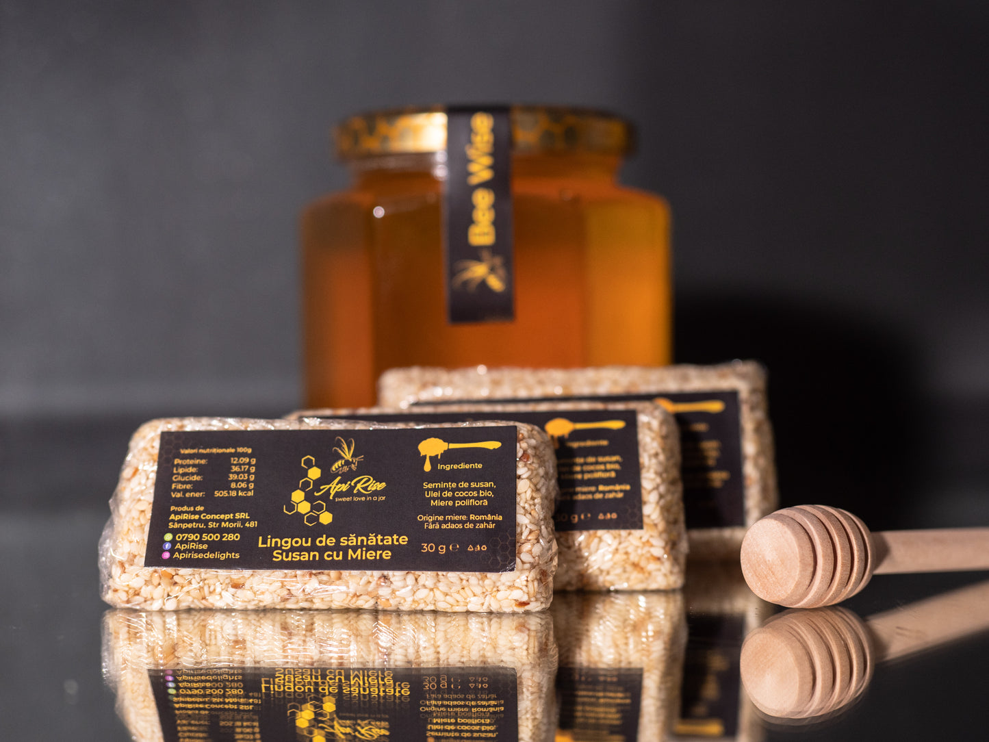 BATON DE SUSAN CU MIERE